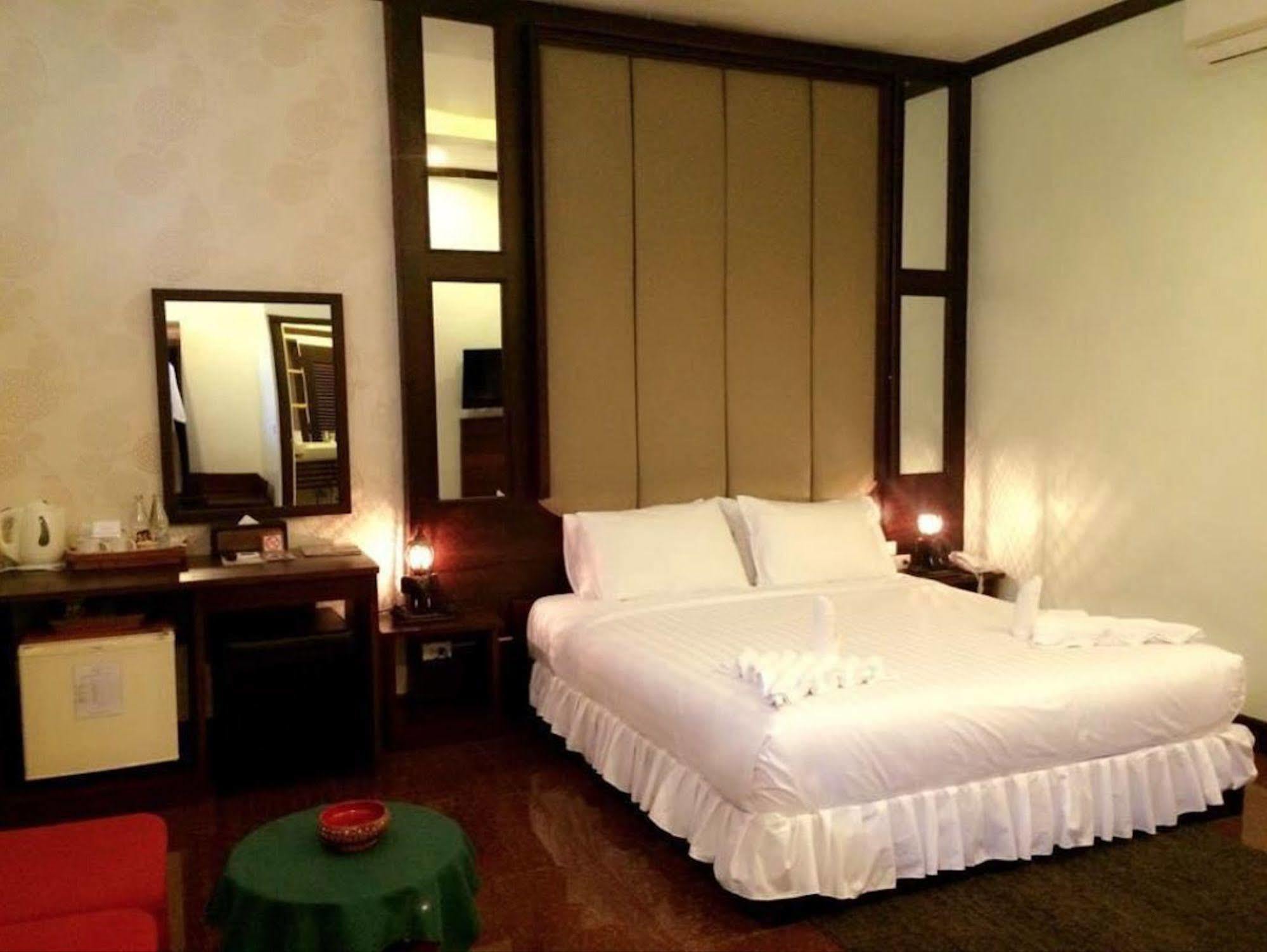 Luang Prabang Inn Екстериор снимка