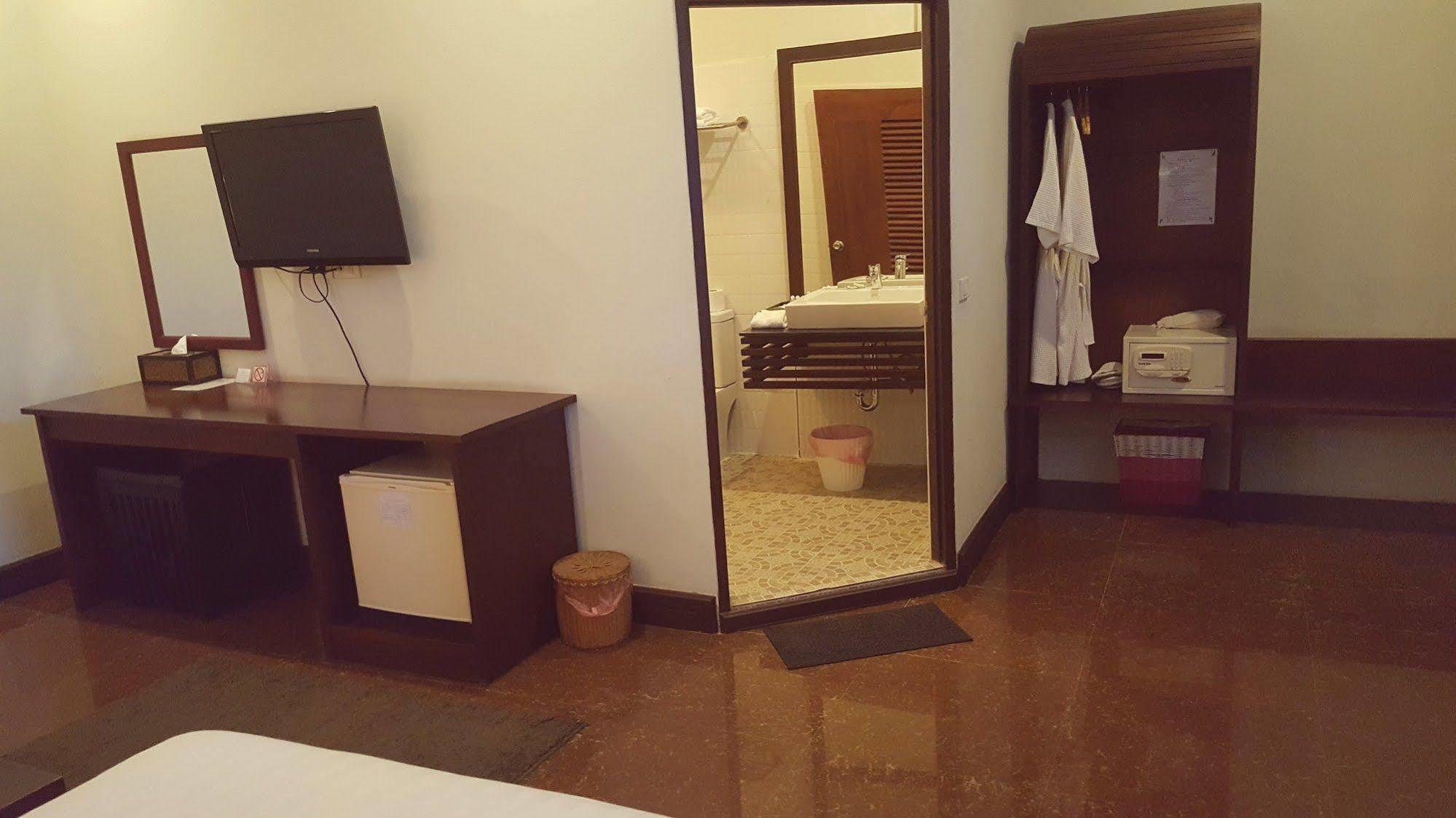 Luang Prabang Inn Екстериор снимка