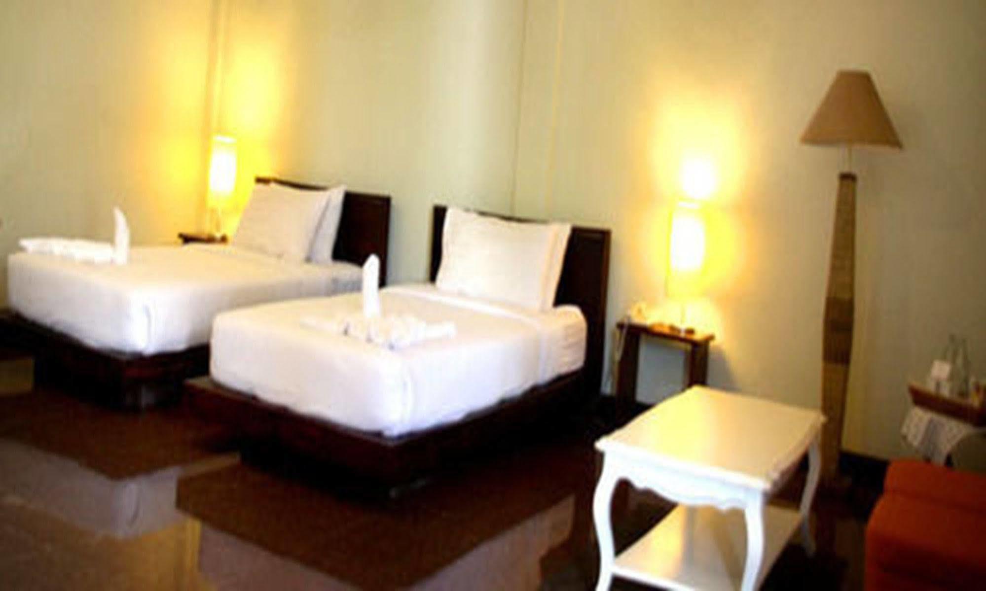 Luang Prabang Inn Екстериор снимка